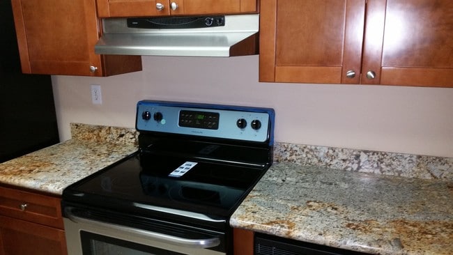 Photo - 1975 Normandy Dr Unit 206