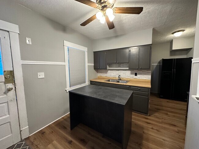 Photo - 4408 Alpha Ave Unit 1