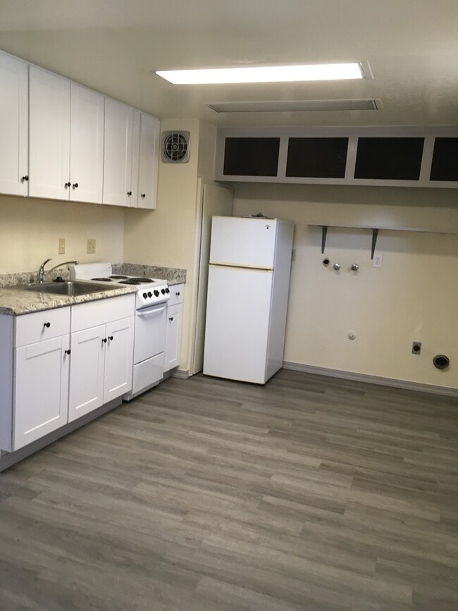 Photo - 226 Elefa St Unidad A