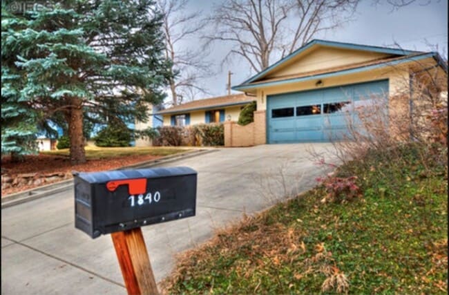 Photo - Lovely 4 bed, 3 bath home in Boulder! Available August 5th