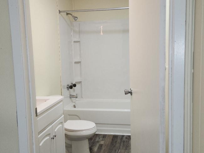 Photo - 434 W Madison