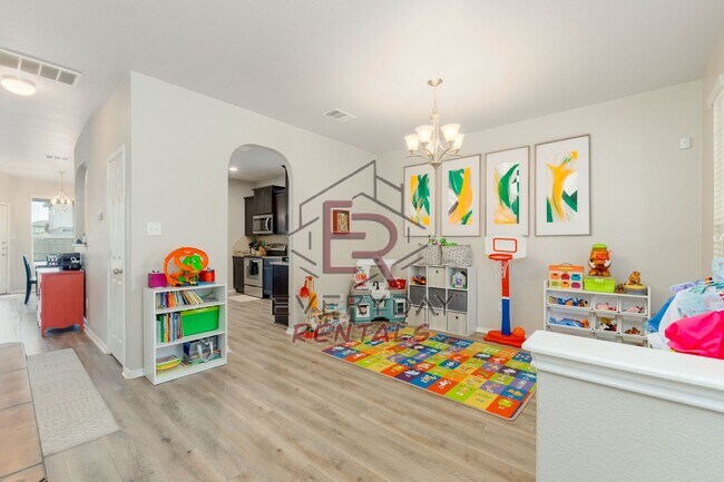 Photo - 9507 Shimla Drive