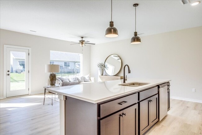 Photo - Fox Creek-Maggie Plan MODEL (NOT FOR RENT)