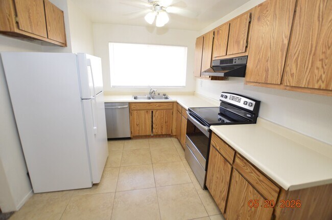 Photo - 3555 S Arville St