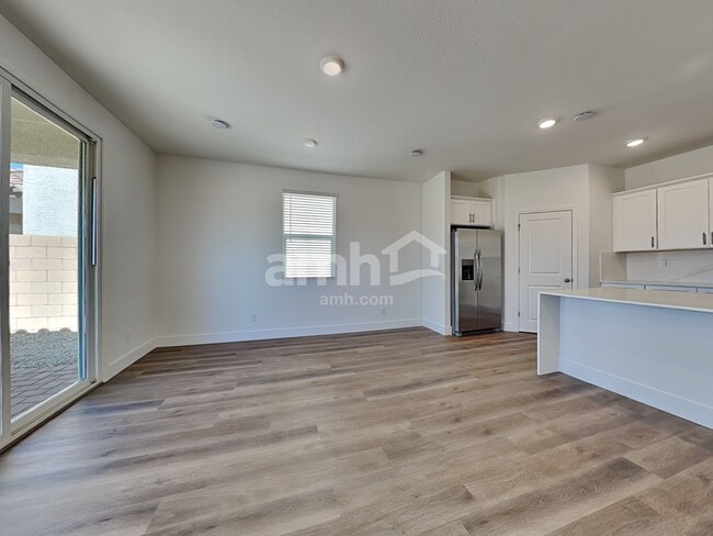 Photo - 11123 Magallanes St