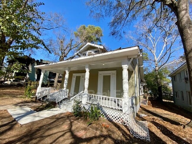 Photo - 546 Dalzell St