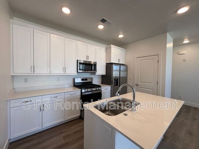Photo - 5801 S Garnet Dr Unit #1-201