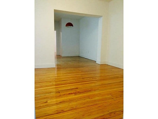 Photo - 928 Bird Road