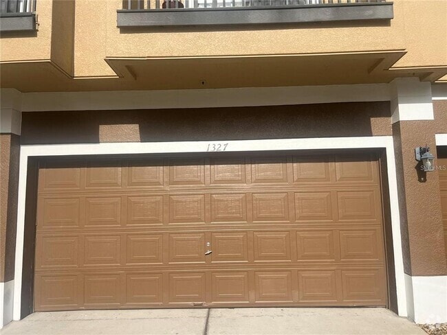 Building Photo - 1327 Broken Oak Dr Rental