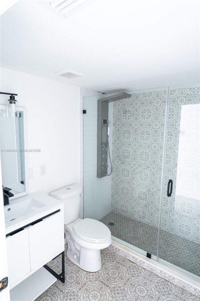 Photo - 3417 NW 22nd Ave Unit 13