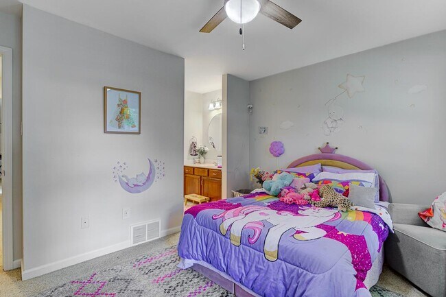 Photo - 1765 Hartwell Manor N