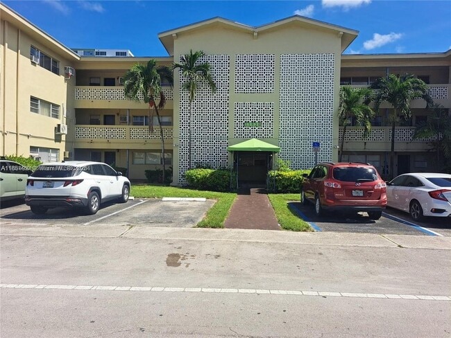 Building Photo - 11930 NE 19th Dr Unit 2 Rental