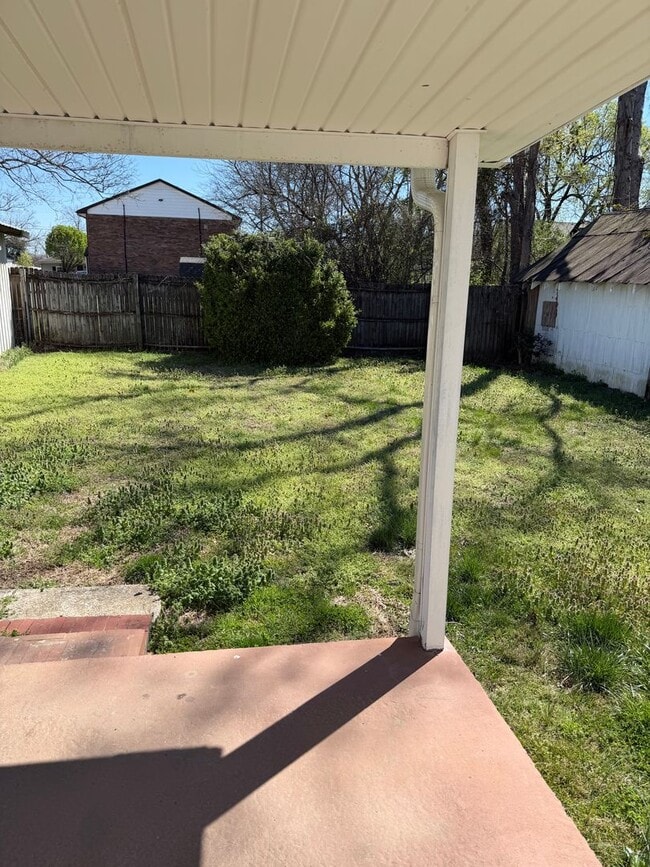 Photo - Adorable Cottage with detached garage Lebanon TN