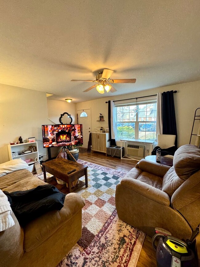 Photo - One Bedroom Apartment for Rent