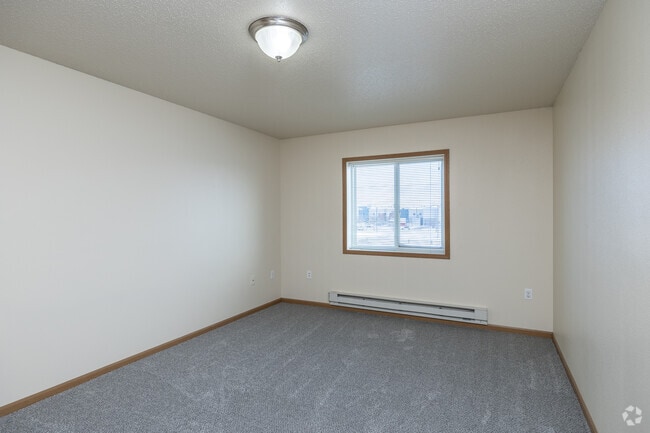 2BR, 2BA + Den - 1,068SF - Den