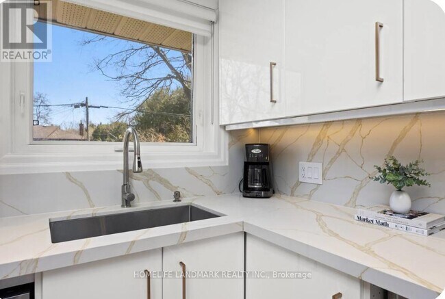 Photo - 1739 Mt Albert Rd