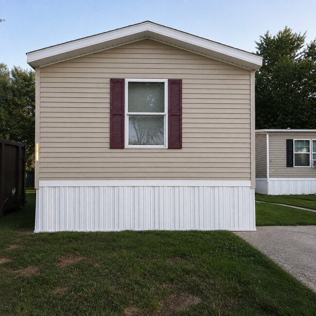 Photo - 97 Deerwood Park