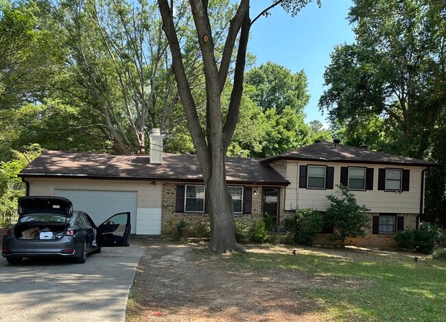 Building Photo - 2848 Rex Rd