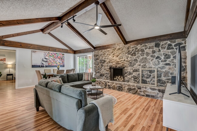 Photo - 705 N Dryden Cir