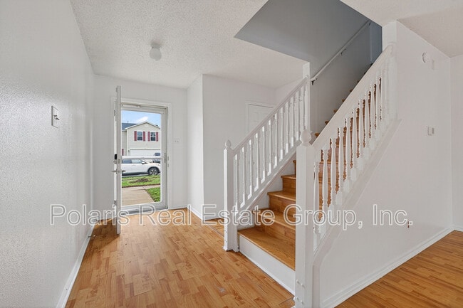 Photo - 2009 Dutch Elm Dr