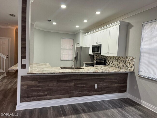 Photo - 7614 Bristol Cir