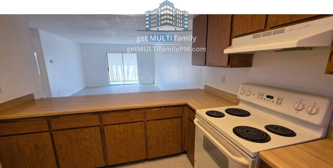 2514 N 49th St Unit 2