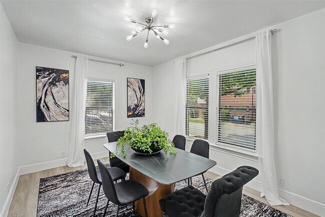 Photo - 1904 Elmen St