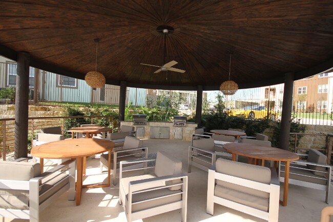 Photo - 6007 Grissom Rd