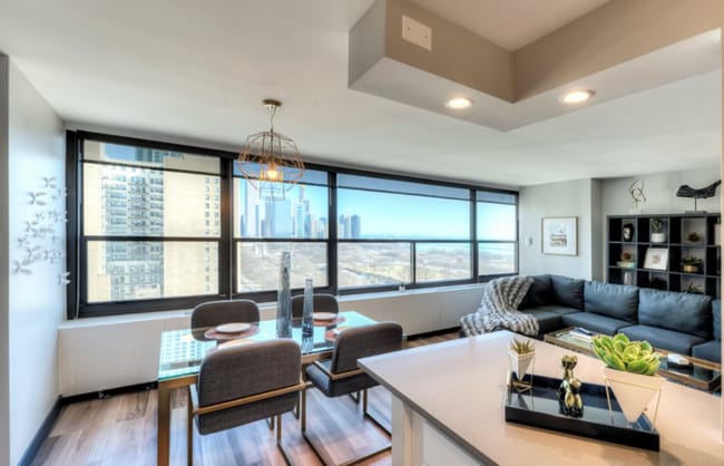 Photo - 1172 S Michigan Ave Rental