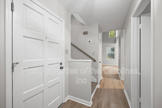 Photo - 6012 Lanai Ln