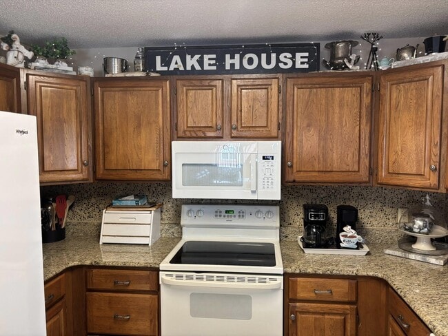 Photo - 6A Crestview Ln