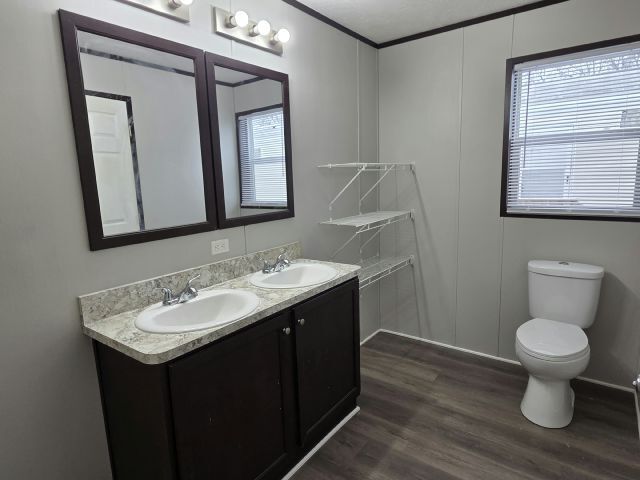 Photo - 333 Oriole Ln