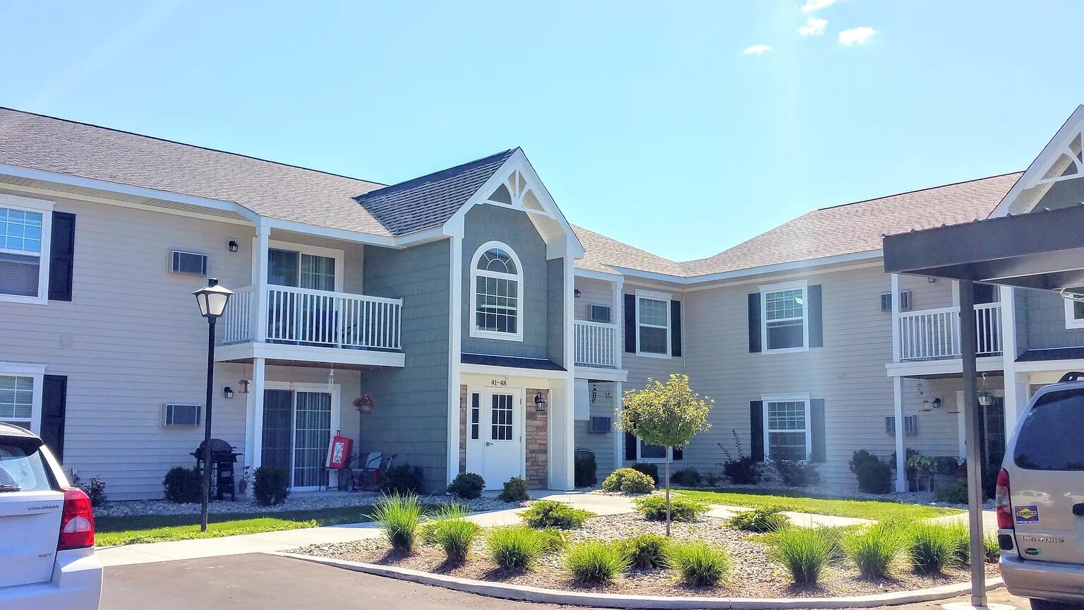 Photo - 152 N Washington St