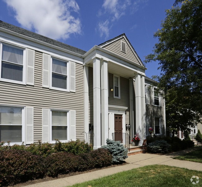 Olde East Townhouses For Rent in Morristown, NJ