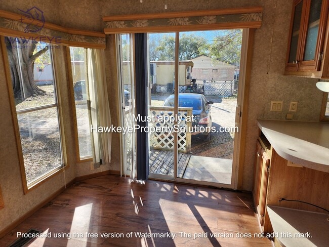 Photo - 414 Senate St