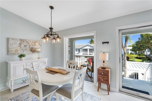 Photo - 829 Tanbark Dr Unit 202