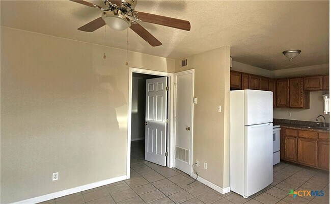 Photo - 607 N 20th St Unit 103