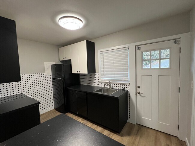 Photo - r3008unanderavev Unidad 2103