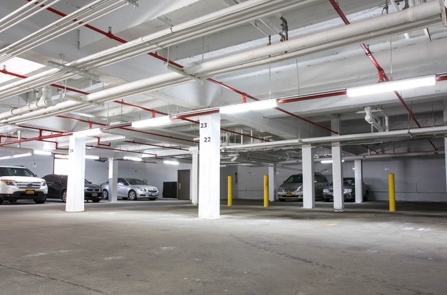 Photo - Pelham Parkway Towers