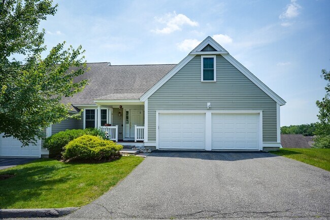 Photo - 5 Woodbridge Ct Townhome