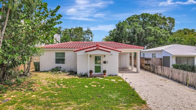 Photo - 420 SW 13th St House