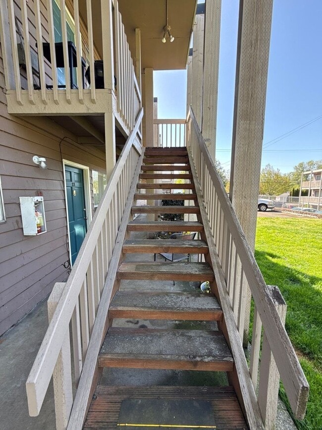 Photo - 550 SW Levens St Unit 24