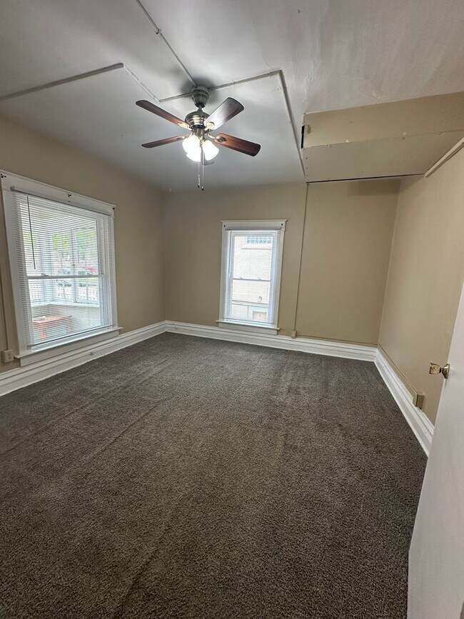 2020 10th Ave Unit 4A