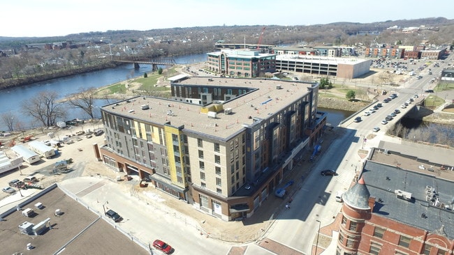 Photo - Haymarket Landing Apartments