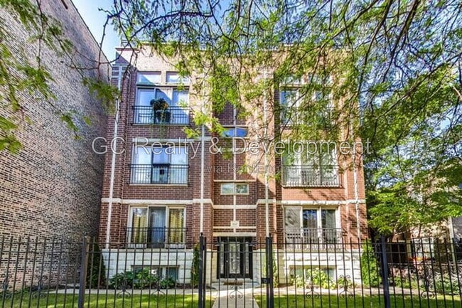 Building Photo - 4610 N Ashland Ave Unit 1N