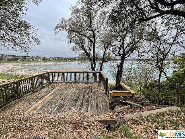 Photo - 1415 Glenn Dr