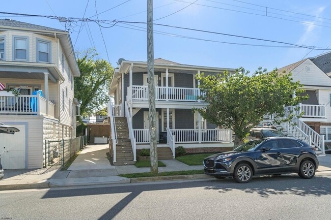Photo - 118 N Rosborough Ave
