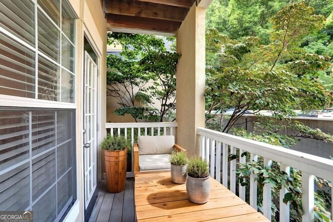 Photo - 3206 Westchester Ridge NE