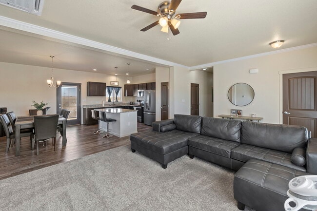 Photo - 1086 N Purcell Blvd