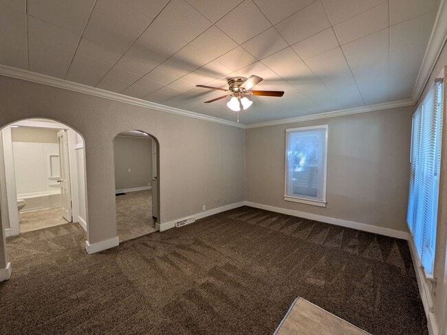 Photo - 3 Bedroom Home with detached garage and partially fenced yard, pet friendly!